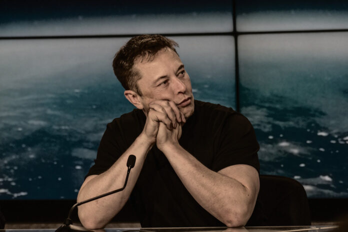 Elon Musk chce zachraňovat astronauty, kteří zachraňovat nepotřebují (Foto: dmoberhaus) Elon Musk chce zachraňovat astronauty, kteří zachraňovat nepotřebují (Foto: dmoberhaus)